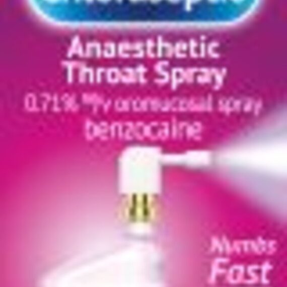 ULTRA-CHLORASEPTIC-blackcurrant-15ml-1-1.jpg